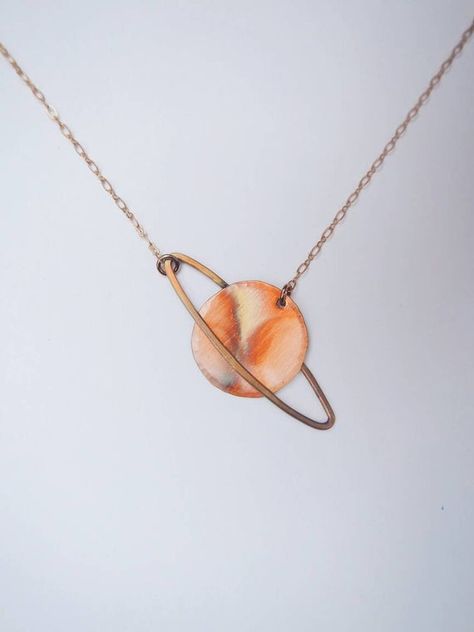 Saturn Accessories, Saturn Design, Saturn Jewelry, Necklace Planet, Capricorn Necklace, Aquarius Necklace, Saturn Necklace, Body Decor, Closet Wishlist