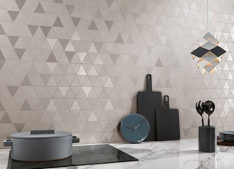 Kitchen Wall Tiles Design, Modern Kitchen Tiles, Types Of White, White Kitchen Splashback, Kitchen Splashback Tiles, Atlas Concorde, Kitchen Tiles Design, Wall Tiles Design, Kitchen Glass