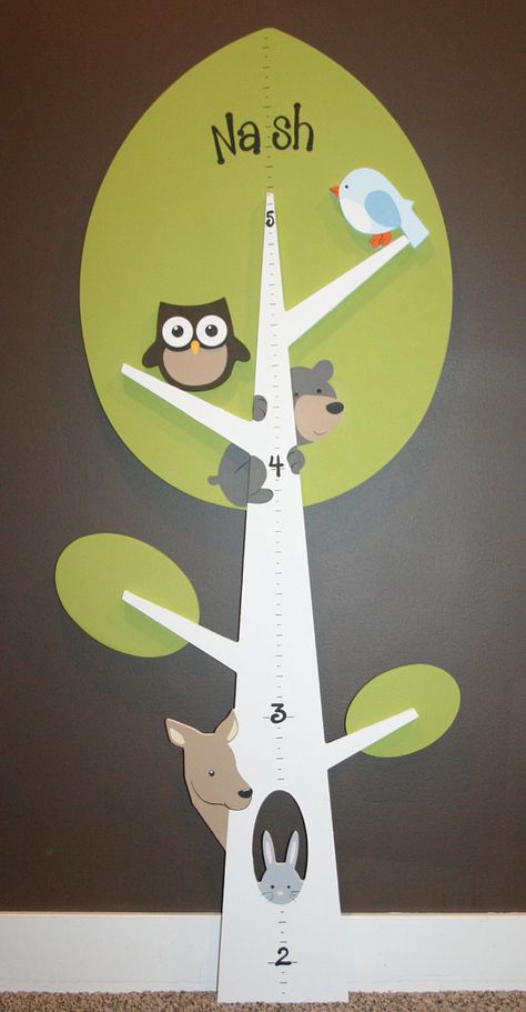 Woodsy growth chart Growth Charts Diy, White Owls, Woodland Tree, Kids Growth Chart, Yard Sticks, Christmas Presents For Kids, Animal Classification, Tree Growth, Measuring Stick