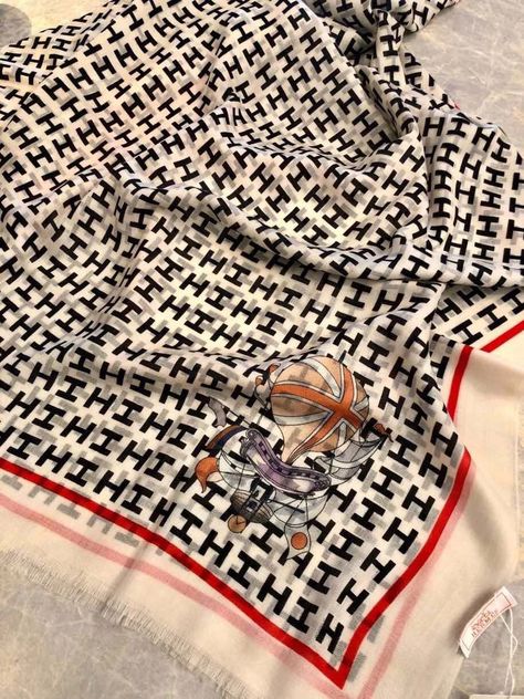 Hermes h cashmere scarf shawl Hermes Clothing, Pattern Hijab, Hijab Design, Scarf Designs, Hijab Designs, Fashion Logo Branding, Designer Scarf, Painted Scarf, Scarf Women Fashion