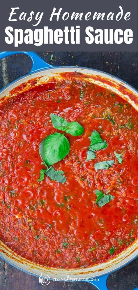 Vegetarian Pasta Sauce, Homemade Spaghetti Sauce Easy, Homemade Spaghetti Sauce Recipe, Vegetarian Spaghetti, Spaghetti Meat Sauce, Pasta Sauce Homemade, How To Make Spaghetti, Spaghetti Sauce Recipe, Homemade Spaghetti Sauce