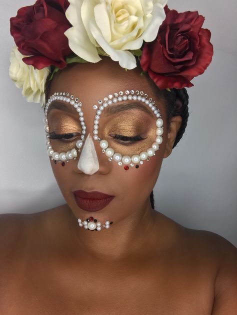 Sugar Skull Makeup Simple Sugar Skull Makeup, Colorful Sugar Skull Makeup, Mexican Skull Makeup, Sugar Skull Simple Makeup, Neon Sugar Skull Makeup, Makeup Glam, Sugar Skull Makeup, Skull Makeup, Sugar Skull