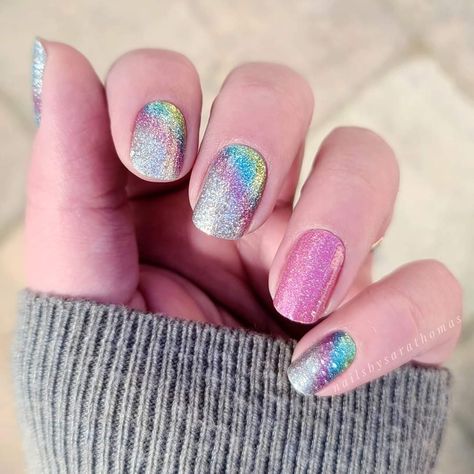 Color Street Mixed Mani, Nail Color Combos, Mixed Mani, Color Streaks, La Nails, Spring Color, Color Street Nails, Mani Pedi, Color Street