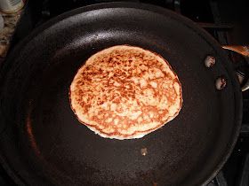 P-ART-Y: Oat Bran Pancakes Recipe: Dukan Diet - All phases Ducan Diet Recipes, Bran Pancakes, Dukan Diet Attack Phase Recipes, Oat Bran Pancakes, Easy Vegan Pancakes, Dukan Diet Attack Phase, Eggless Pancake Recipe, Ducan Diet, Eggless Pancakes