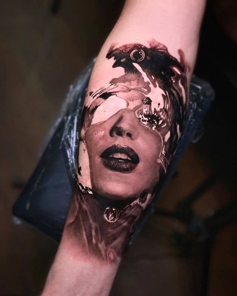 Potrait Tattoo, Tattooing Inks, Tattoo Artists Near Me, Face Stencils, Black White Tattoos, Star Wars Tattoo, Tattoo Desings, Line Art Tattoos, Dark Tattoo