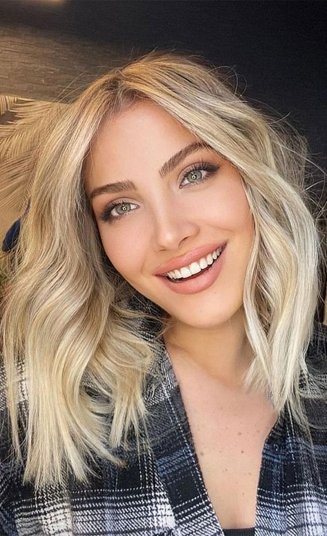 Women’s Medium Length Blonde Hair, Vanilla Blonde, Medium Length Blonde Hair, Shoulder Length Blonde, Medium Length Blonde, Medium Length Haircuts, Hairstyle Blonde, Haircut Medium, Blonde Lob