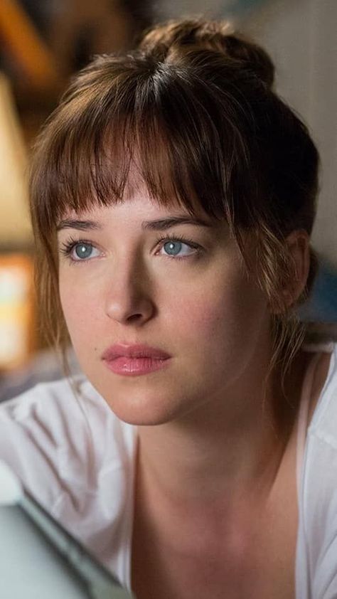 Dakota Johnson Eyes, Dakota Johnson 50 Shades Of Grey, Dakota Johnson Fifty Shades Of Grey, Anastasia Fifty Shades Of Grey, Bangs Dakota Johnson, Anastasia Steele Hair, 50 Shades Grey, Dakota Johnson Fifty Shades, Dakota Johnson Hair