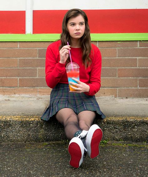 Nerdy Girl Characters In Movies, The Edge Of Seventeen The Edge Of Seventeen, The Edge, A Girl, Seventeen, The Next, Plaid, Film, Skirt, Red