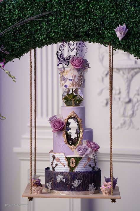 Butterfly Themed Quinceanera, Enchanted Forest Theme Quinceanera, Forest Theme Cakes, Quince Theme Ideas, Enchanted Forest Theme Party, Enchanted Forest Cake, Sweet Sixteen Themes, Enchanted Forest Quinceanera Theme, Enchanted Forest Quinceanera