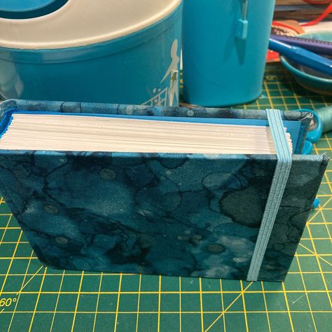 Cool, vibrant, chunky A6 watercolour sketchbook made with 280 Fabriano paper. Stunning. Watercolour Sketchbook, Leaf Book, Landscape Blue, Turquoise Fabric, Secret Pocket, Water Patterns, Artist Sketchbook, Pocket Books, Paint Splash