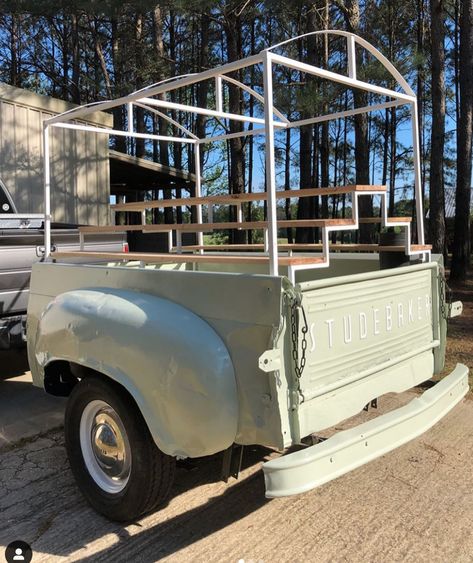 Truck Bed Food Cart, Farmstand Trailer, Horse Trailer Vendor Booth, Truck Bed Flower Stand, Truck Bed Farm Stand, Concession Trailer Ideas, Farm Stand Trailer, Flower Trailer, Truck Bed Bar