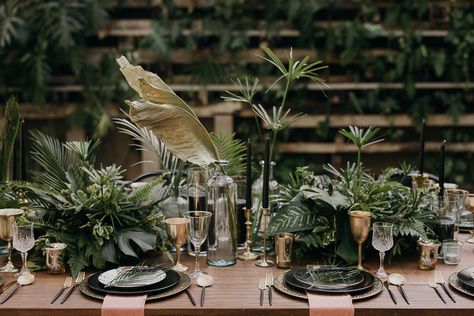 Jungle Elopement, Mexico Jungle, Disco Jungle, Tulum Party, Beautiful Jungle, Jungle Wedding, Gold Color Palette, Greenery Arrangements, Tulum Wedding