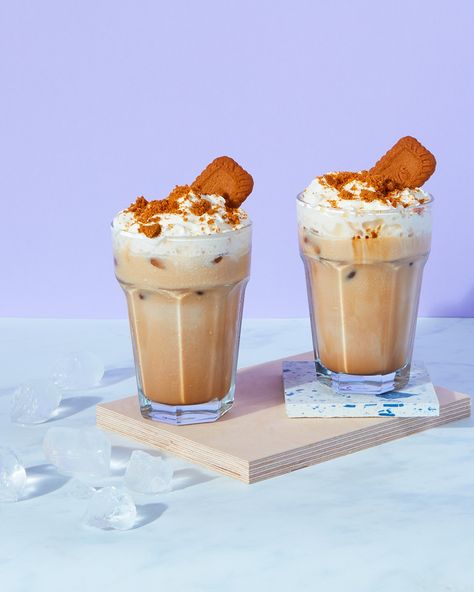 The Lotus Biscoff addiction is real... Blitz up a shot of vanilla Little's coffee with ice, milk and a few of these little gems and top with whipped cream and extra biscoff, obvs. You're welcome 😎 • • • #coffeegoals #lotusbiscoff #livenupyourcup #frappe #frappuccino #flavouredcoffee #coffee #coffeetime #coffeelover #coffeeaddict #coffeeholic #coffeegram #sugarfree #instacoffee #coffeebreak Coffee Frappe, Lotus Biscoff, Ice Milk, The Lotus, Coffee Flavor, Frappe, Coffee Addict, Coffee Break, Coffee Time