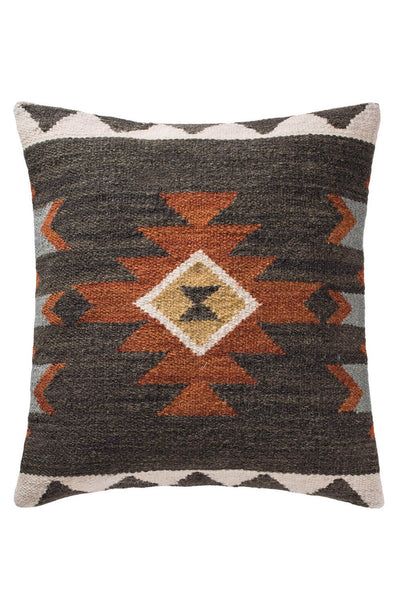 At Coates & Warner we believe you can never have too many scatter cushions! Discover one from our collection; choose from a range of natural plain and printed linens, luxurious velvets and tribal kilims. We have a cushion for every home! Simple Geometric Designs, Contemporary Cushions, Kilim Pattern, Traditional Kilim, Handmade Cushions, Linen Cushion, Velvet Cushions, Cushion Pads, Kilim Cushions