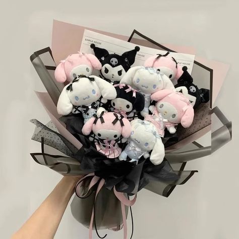 Anime Figure Bouquet SK354 (Since it is heavy, the shipping cost is increased) 🌸🎀✨🔥Add a touch of whimsy and enchantment to any occasion with this Adorable Anime Figure Bouquet. Bursting with kawaii charm, this bouquet features a collection of lovable anime characters nestled amidst a bed of delicate blooms, creating a truly magical display.Meticulously arranged, each figure and flower complements one another, evoking a sense of joy and wonder. Whether you're celebrating a special milestone o Anime Bouquet, Aries Aesthetic, Adorable Anime, Sanrio Characters, Anime Figures, Flowers Bouquet, Special Occasion, Hello Kitty, Figurines