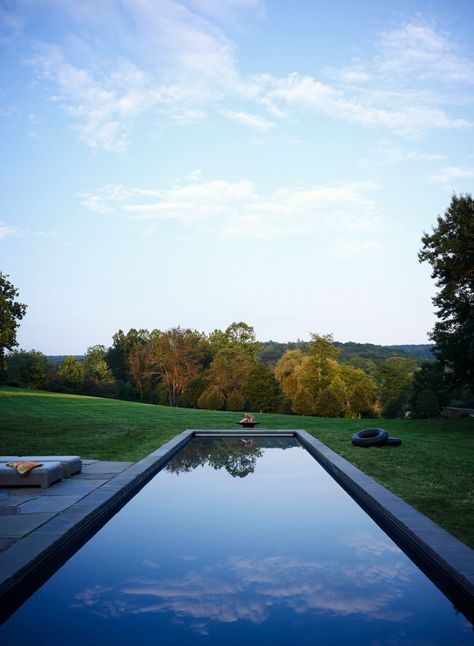 Upstate New York: Tour a Heavenly Modern Farmhouse Compound | Architectural Digest | Architectural Digest Low Dining Table, Tv Nook, New York Socialites, Custom Kitchen Island, Hotel Project, Dining Table Design, Upstate New York, Big Houses, Architectural Digest