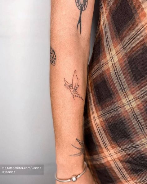 Dainty Patchwork Tattoo, Fine Line Fairy Tattoo, Gucci Tattoo, Tattoos Dainty, Womens Tattoos, Fairy Tattoos, Dainty Tattoo, Nyc Buildings, Fashion Baddie