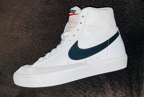 #nike #trailblazer #shoes #shoesaddict #shoesnike #fashion #fashioninspo #inspiration Nike Trailblazer, Blazer Mid, Air Force Sneakers, Nike Air Force Sneaker, Nike Air Force, Nike Shoes, Adidas Sneakers, Nike Air, Sneakers Nike