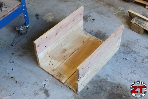 Tuto : Construire une cabane pour chat Niche Chat, Decorative Tray, Wood, Home Decor, Home Décor