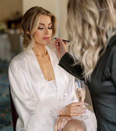 Before Wedding Pictures, Bride Preparation, Bridal Party Getting Ready, Bridal Preparation, Bride Poses, Wedding Design Decoration, Bridal Photoshoot, Wedding Preparation, Wedding Rehearsal