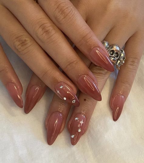 Nail Ideas Asian Style, Burgundy Jelly Nails, Red Nude Nails, Simple Jelly Nails, Jelly Nude Nails, Asian Nails Korea, Red Gradient Nails, Nude Jelly Nails, Jelly Red Nails