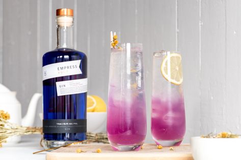 After being served at The Eras Tour pre-party, a cocktail called the Lavender Haze has become the official gin drink of Taylor Swift. Let's make it Collins Cocktail, Spring Cocktails Recipes, Estate Planning Checklist, Best Gin, Freeze Pops, Gin Drinks, Lavender Haze, Gin Cocktail, Spring Cocktails