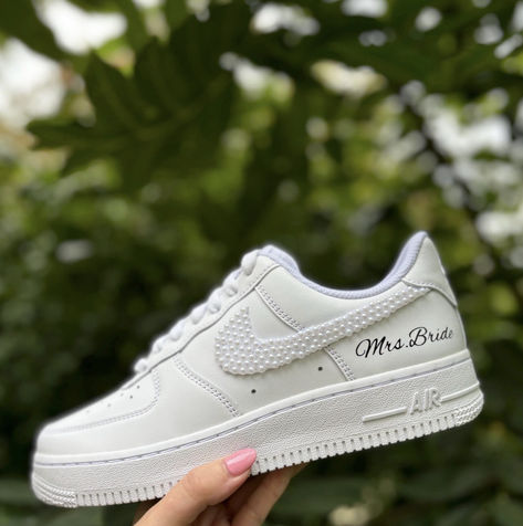 ✨👟 Custom Bridal Air Force 1s – Walk Down the Aisle in Style! 👰‍♀️💍
Say "I do" in these stunning custom Air Force 1s, designed for the bride who wants comfort without sacrificing style. Perfect for dancing the night away, these sneakers add a personal touch to your wedding day look with [describe the custom details—pearls, lace, rhinestones, initials, etc.]. Make your special day even more unforgettable with shoes as unique as your love story! 💖 #BridalSneakers #CustomAirForce1 #WeddingShoes Bride Comfy Shoes, Wedding Tennis Shoes Brides, Bridal Vans, Wedding Tennis Shoes, Wedding Day Shoes, 2024 Bride, Custom Wedding Shoes, Bridal Sneakers, Wedding Sneakers