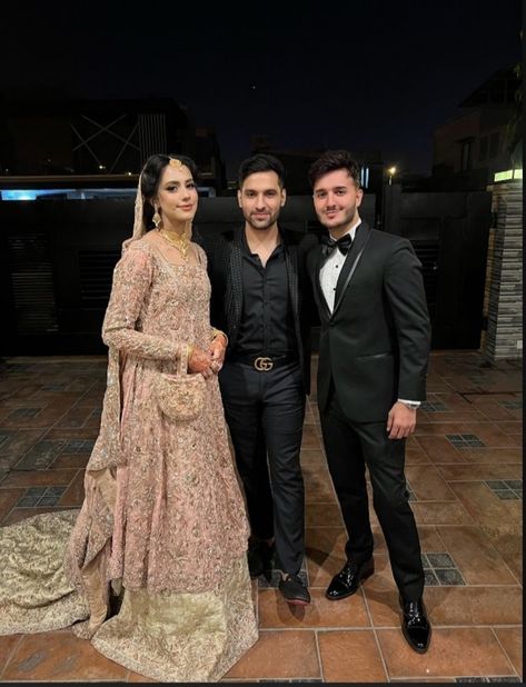 Ayesha Jafry, Ayesha Beig, Shahveer Jafry, Walima Dress, Mohsin Khan, Pakistani Bridal Dresses, Flower Background, Flower Background Wallpaper, Cute Couple Art