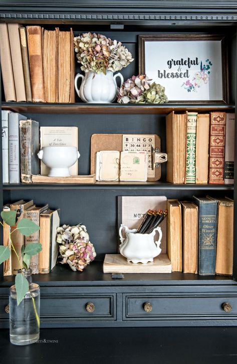 Styled bookshelf with vintage books, ironstone and free fall printable Vintage Style Bookshelf, Styled Bookshelf, Vintage Book Shelf, Dry Hydrangeas, Styled Bookshelves, Bookshelf Vintage, Creative Bookcases, Vintage Book Decor, Styling Bookshelves