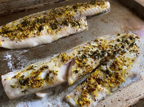 Lemon Pepper Walleye, Apartment Cooking, Alpha Gal, Walleye Fish Recipes, Lemon Pepper Seasoning, Frozen Seafood, Frozen Shrimp, Supper Ideas, Spinach Recipes