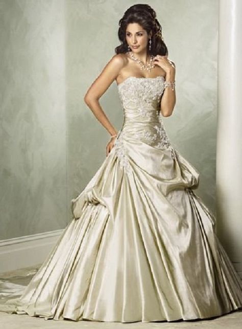 Victorian wedding dresses Check more at http://luxurybrides.net/dress/victorian-wedding-dresses/ Taffeta Wedding Dress, Chapel Train Wedding Dress, Wedding Dress Champagne, Bridesmaid Party, Wedding Dresses Corset, Luxury Wedding Dress, Satin Wedding Dress, A Wedding Dress, Fall Wedding Dresses