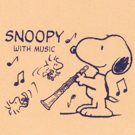 snoopy clarinet Snoopy Song, Snoopy Music, Snoopy Cartoon, Music Jokes, Snoopy Funny, Snoopy Wallpaper, Snoopy Quotes, Snoopy Pictures, Band Kid