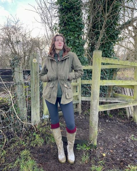 Le Chameau Wellies, Outfit Coat, Sock Outfits, Country Fashion, Fashion Lady, Coat Outfits, 1/4 Zip, Jumper, Socks