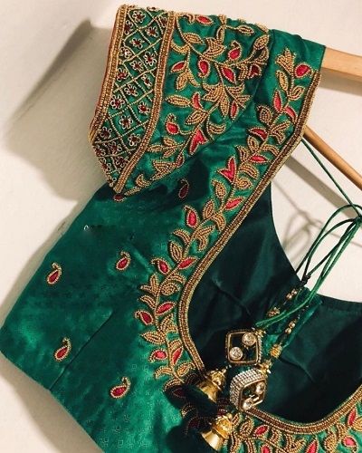 Designer Aari Work Blouse Designs Green Blouse Designs, Work Blouse Designs, Sari Design, Wedding Saree Blouse Designs, Cutwork Blouse Designs, Blouse Design Images, Wedding Blouse Designs, Sari Blouse Designs, Blouse Designs Indian