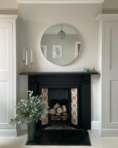 Old Fireplace In Bedroom, Ammonite Farrow And Ball Living Rooms, Victorian Fireplace Bedroom, Victorian Fireplace Ideas, Victorian Bedroom Fireplace, Cedar Cottage, Bedroom With Fireplace, Farrow And Ball Living Room, Fireplace Bedroom