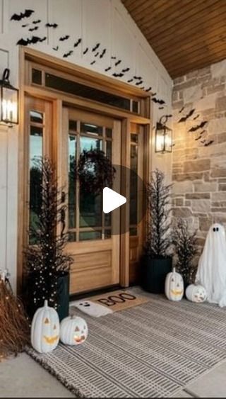 Blanca Alonso on Instagram: "Halloween porch decor by the lovely @ourwintonhome" Halloween Porch Decor, Halloween Porch Decorations, Halloween Porch, Porch Decor, Porch Decorating, Porch, Halloween, On Instagram, Instagram