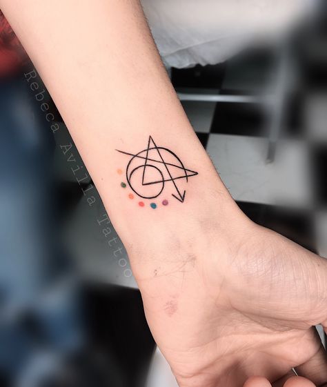 #tattoo #vingadores #tatuagem #thorragnarok Infinity Stones Tattoo, Tatuaje Aesthetic, Stones Tattoo, Stone Tattoo, Infinity Stones, Drawing Tattoo, Artist Drawing, Deathly Hallows Tattoo, Small Tattoos