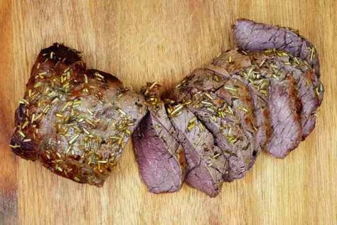 Roast rolled lamb in the Air Fryer - Airfryers Online Air Fryer Beef Tenderloin, Air Fryer Beef, Air Fryer Roast, Beef Loin, Beef Tenderloin Recipes, Cooking Roast Beef, Roast Vegetables, Air Fryer Steak, Recipes Pork