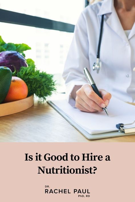 There are tons of opposing opinions about dieting and nutrition, and that can make healthy eating and losing weight confusing and difficult since you don’t know what advice to take, you don’t know what’s right for you, and so on. So, a lot of people have placed their dieting journey in the hands of nutritionists, and I’m dedicating this post to whether hiring a nutritionist is indeed worth it or not. Wedding Nutritionist, Wedding Fitness, Online Diet, Fat Burner Smoothie, Health Fitness Food, Filling Dinner, Nutritional Deficiencies, Things To Do When Bored, Weights For Women