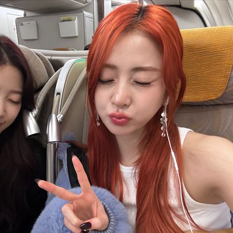 Le sserafim matching iconz
(Kazuha and Yunjin) Fast And Furious Actors, Match Profile, Duos Icons, Just You And Me, Kpop Couples, Girly Bags, I Love My Girlfriend, Orange Hair, Matching Profile Pictures