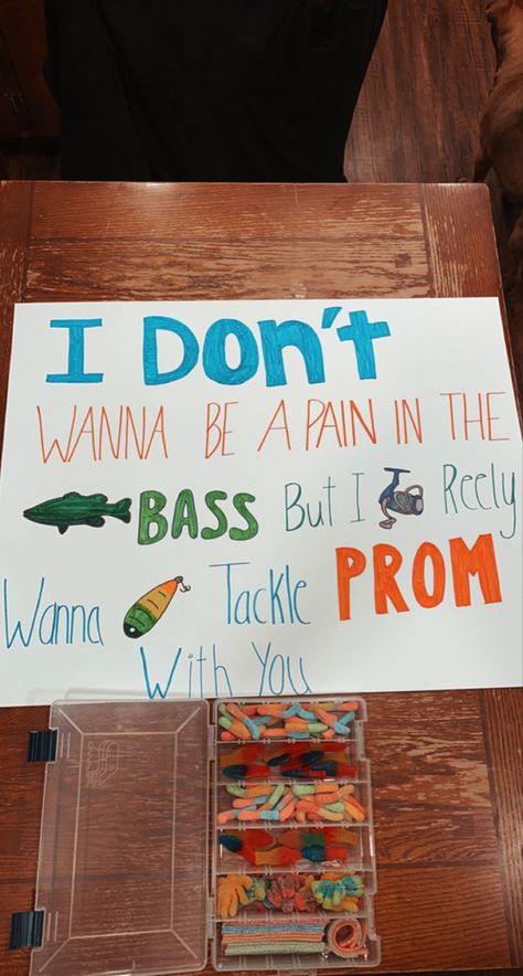 Fishing Promposal, Promposal Ideas For Him, Sadie Hawkins Proposals, Basketball Promposal, Creative Prom Proposal Ideas, Sadies Proposal, Cute Hoco Proposals, Homecoming Poster Ideas, Movies Food