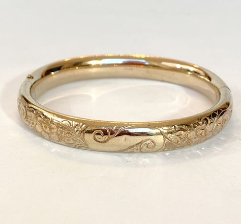 Engraved Bangle Bracelet, Vintage Compass, Engraved Bangle, Gold Beauty, Victorian Gold, Stacked Bangles, Bridal Bracelet, Vintage Bracelets, Gold Bangles