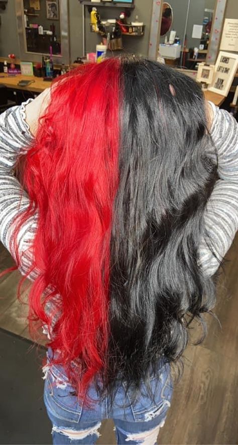 Two Hair Colors Split, Spilt Dye Hair Ideas, Black And Red Split Dye, Red And Black Split Dye, Half Red Half Black Hair, Split Hair Color Ideas, Exotic Hair Color, Half Dyed Hair, Half And Half Hair