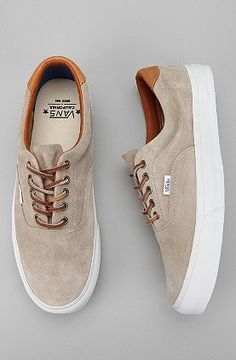 . Skateboard Style, Vans California, Daily Shoes, Men's Footwear, Vans Sneakers, Best Sneakers, Sneakers Men Fashion, Suede Sneakers, Nike Sneakers