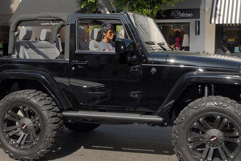 Nice wheels Jeep Wrangler 2 Door, Aksesoris Jeep, Wrangler 2 Door, Pics Of Celebrities, Jeep Scout, Two Door Jeep Wrangler, Black Jeep Wrangler, Jeep Wrangler Forum, Murdered Out