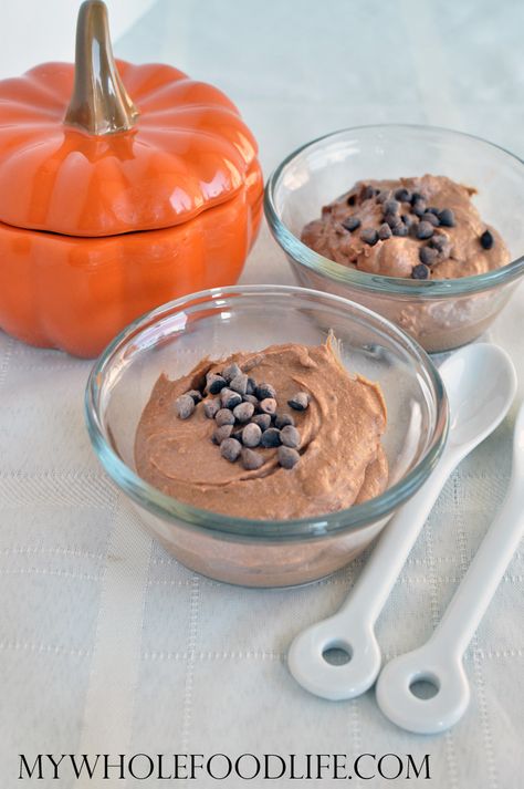 40 pumpkin recipes. Chocolate Pumpkin Mousse - My Whole Food Life Pumpkin Chocolate Mousse, Pumpkin Mousse, Clean Dessert, Chocolate Pumpkin, Clean Eating Desserts, Mousse Dessert, Healthy Treat, Gf Desserts, Flourless Chocolate