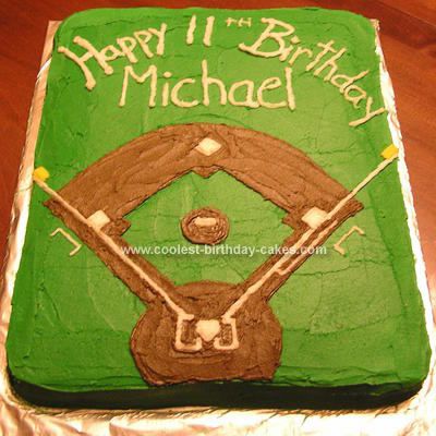 Homemade  Baseball Field Birthday Cake Baseball Field Cake, Sports Birthday Cakes, Baseball Birthday Cakes, Birthday Cake Pinterest, Baseball Party Favors, Baseball Cupcakes, Baseball Cake, Baseball Theme Party, Happy 6th Birthday