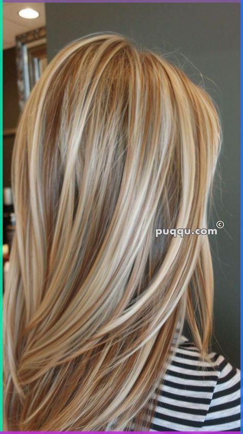 Discover 10 Gorgeous Fall Bronde Balayage Ideas to Elevate Your Look and transform your hair into a stunning autumn masterpiece! These bronde balayage styles feature rich, warm tones that enhance your natural beauty and keep your locks looking fresh and vibrant. Embrace the fall season with these trendy hair color ideas. 🌟🍁💇‍♀️ #FallHair #BrondeBalayage #HairColorTrends #Balayage #HairGoals #HairInspo #TrendyHair #BrondeBeauty Blond With Caramel Lowlights, Blonde Highlights With Strawberry Blonde, Blonde And Caramel Highlights, Money Blonde, Fall Bronde Balayage, Carmel Blonde, Caramel Blonde Hair Color, Highlights Inspiration, Caramel Balayage Highlights