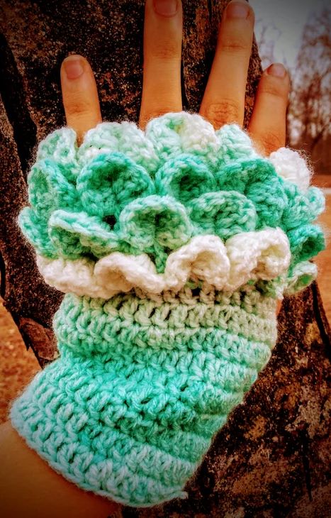 Crochet Dragon Scale Fingerless Gloves : 7 Steps - Instructables Fingerless Gloves Free Pattern, Gloves Free Pattern, Crochet Fingerless Gloves Free Pattern, Cool Crochet, Fingerless Gloves Crochet Pattern, Glove Pattern, Crochet Gloves Pattern, Popular Crochet, Quick Crochet Patterns