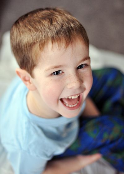 5 Photography Tips for Getting Natural Smiles from Children | iHeartFaces.com Kids Smile, Waterproof Dry Bag, Awesome Photography, Photography Help, Photography Collection, Foto Tips, Foto Baby, Photography 101, Job Seekers